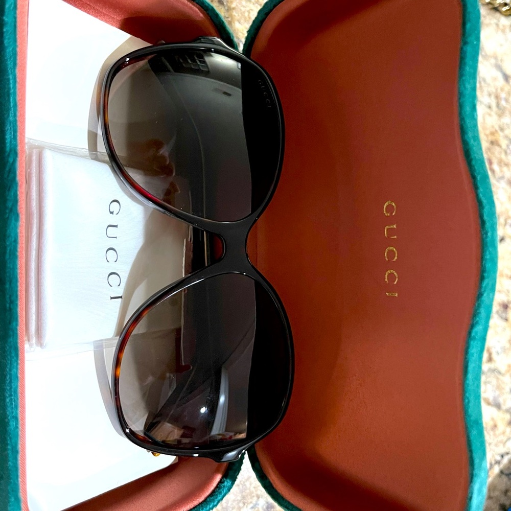 Gucci sunglasses